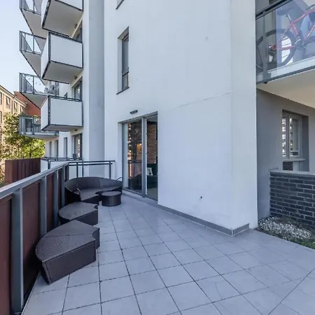 Stylish Shipyard * Γκντανσκ